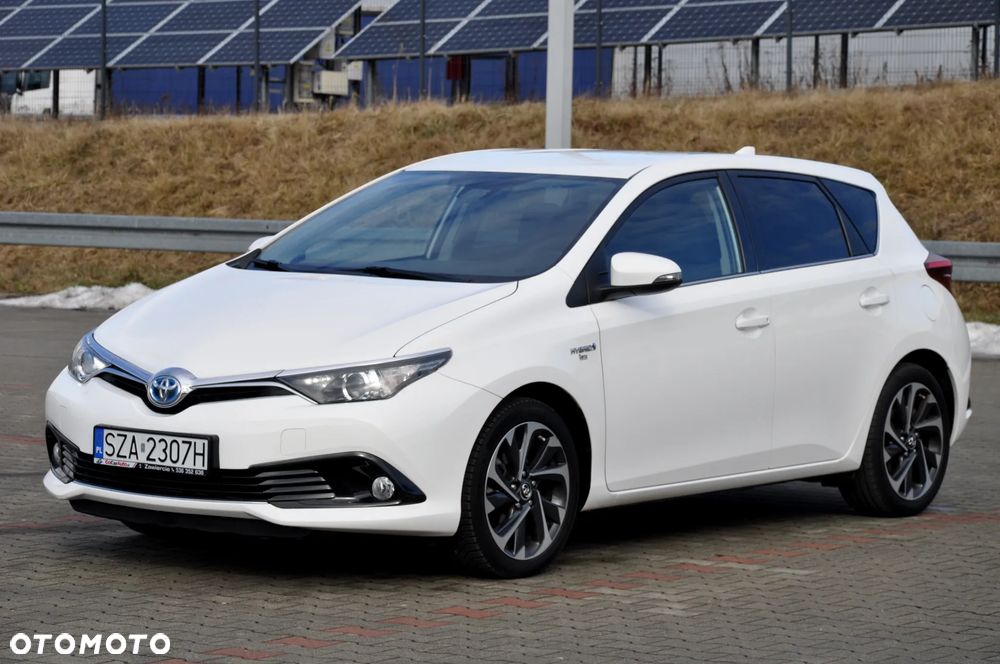 Toyota Auris - 1