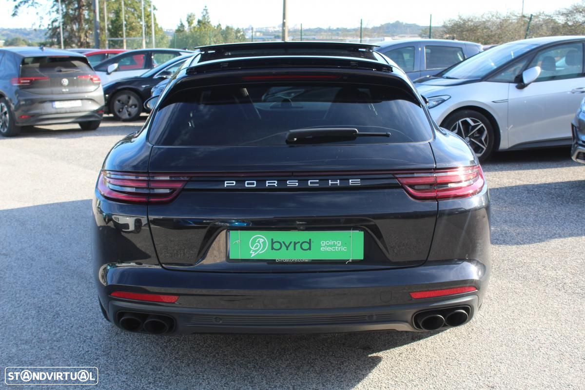 Porsche Panamera Sport Turismo 4 E-Hybrid - 8