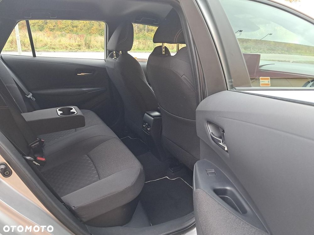 Toyota Corolla 1.8 Hybrid Comfort - 16