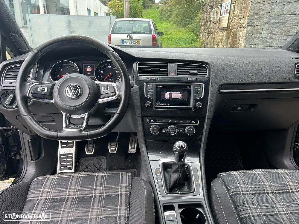VW Golf 2.0 TDi GTD - 12