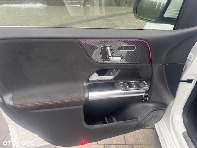 Mercedes-Benz Klasa B - 29