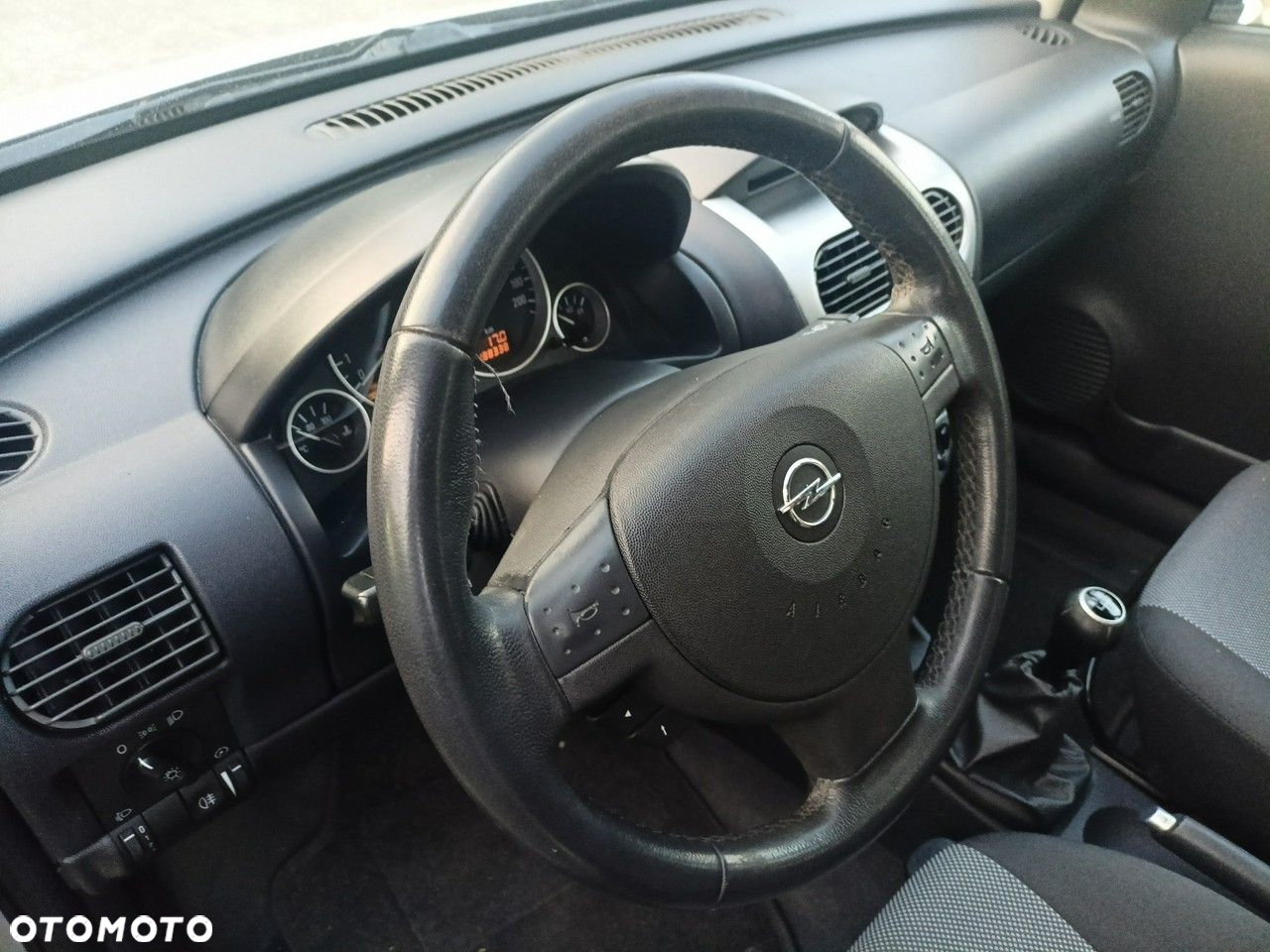 Opel Combo - 37
