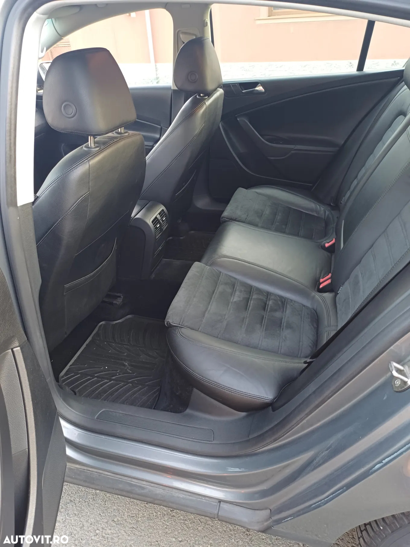 Volkswagen Passat 1.6 FSI Highline - 8