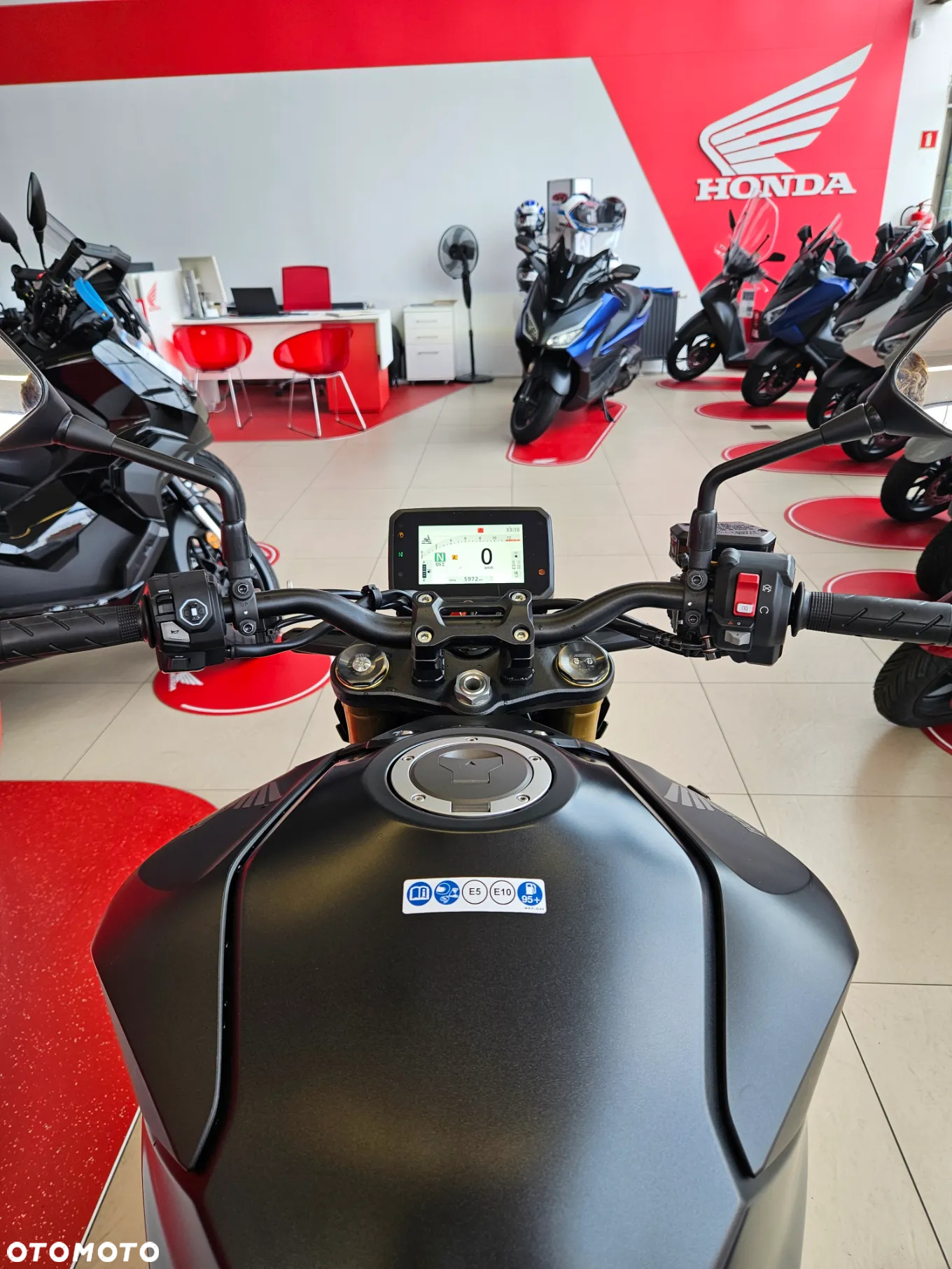 Honda CB - 27