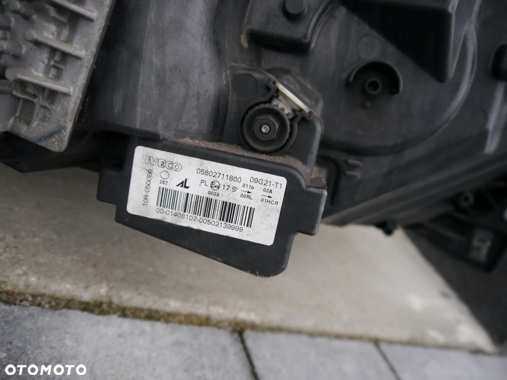 iveco lampy przednie ful led igły - 4