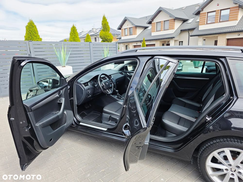 Skoda Octavia 1.6 TDI (Green tec) DSG Joy - 40