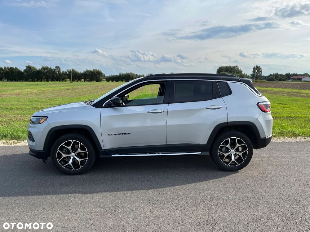Jeep Compass - 2