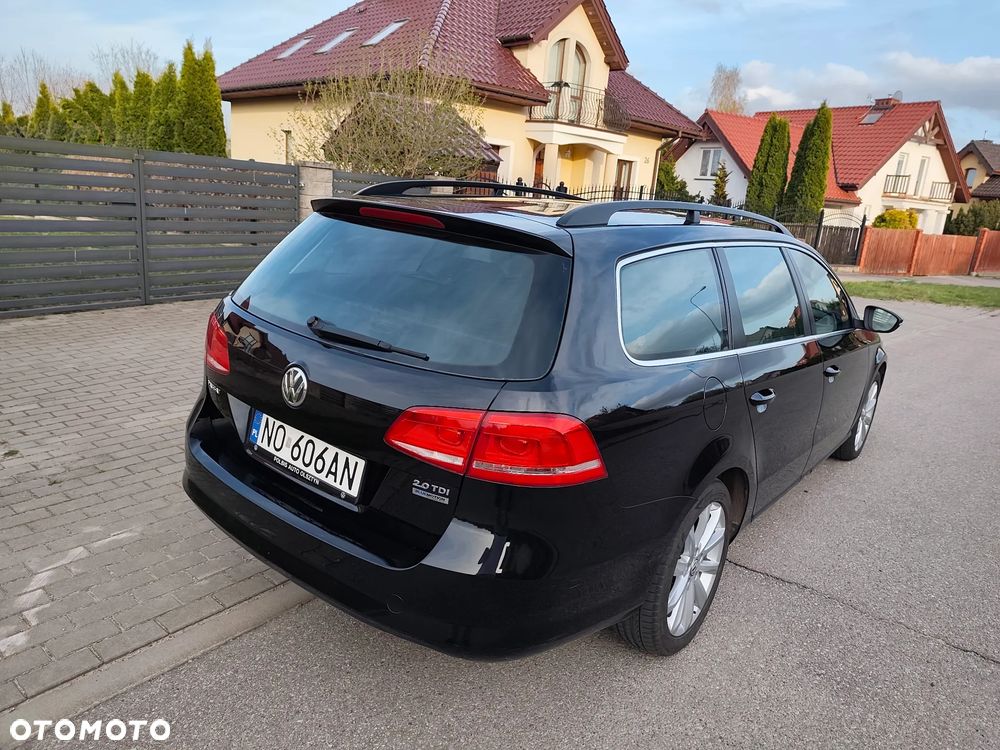 Volkswagen Passat 2.0 TDI Comfortline - 11