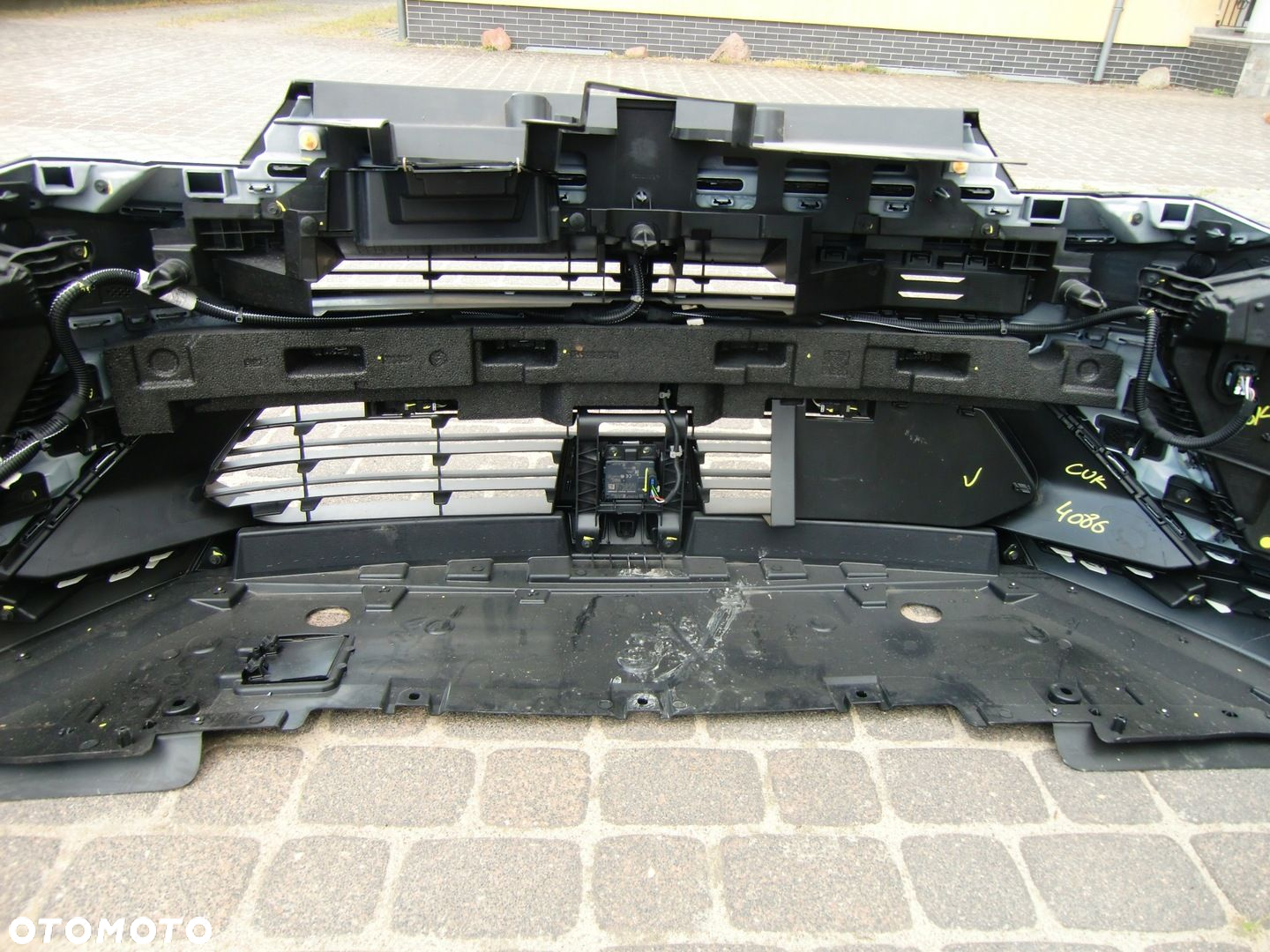 ZDERZAK RENAULT CAPTUR II E TECH 6XPDC - 8