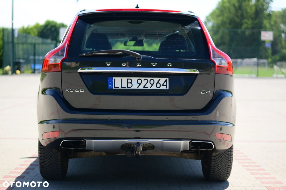 Volvo XC 60 D4 Drive-E R-Design Momentum - 10