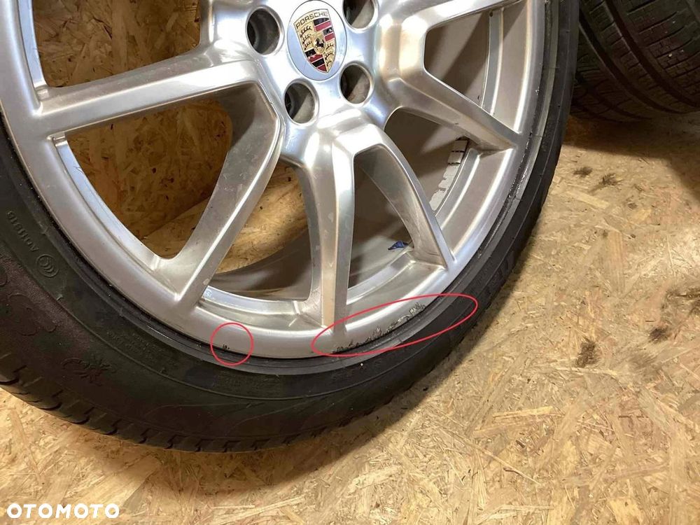 Porsche Macan 95B 2019 Komplet Felgi kute R20 - 16