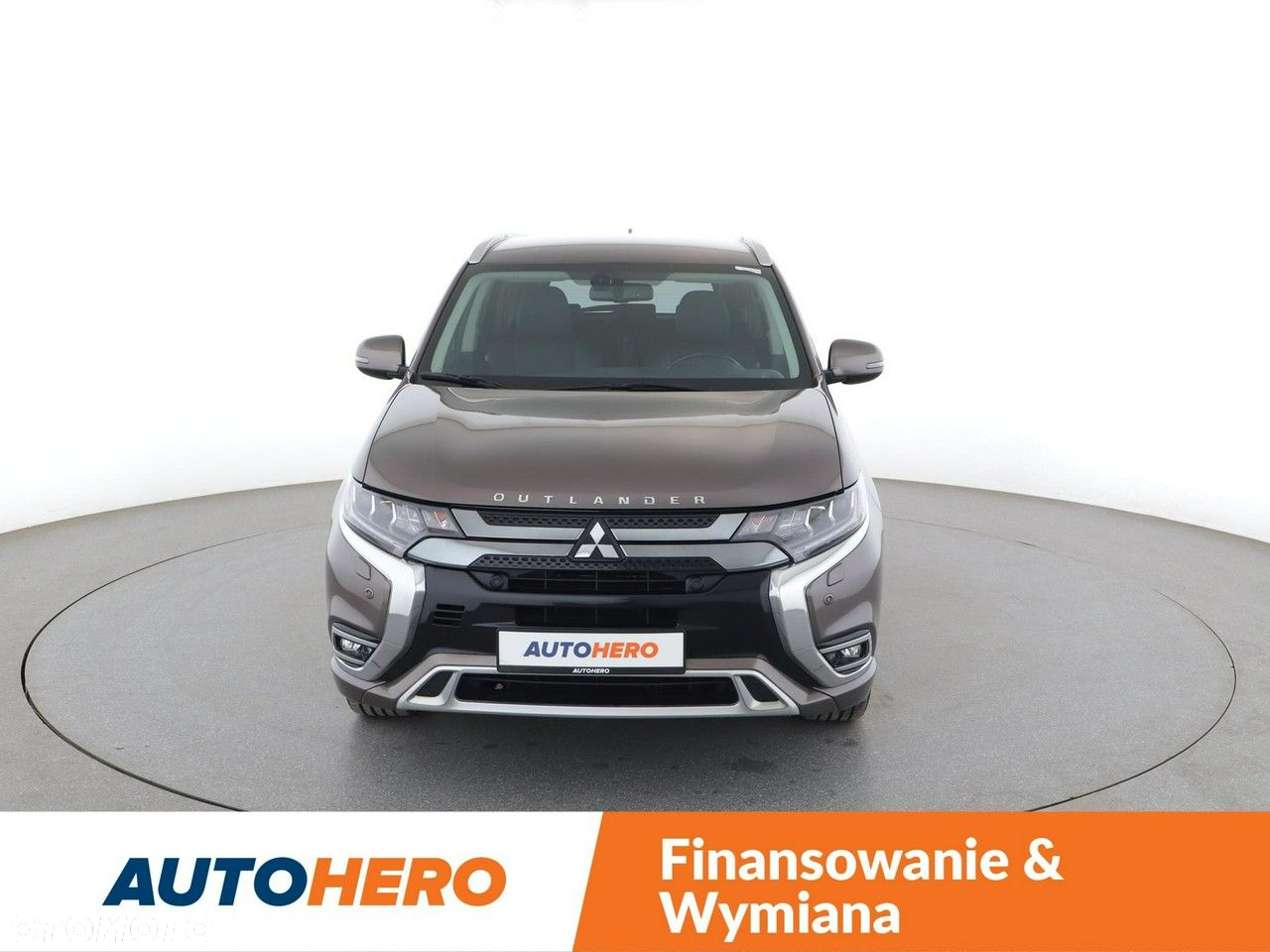 Mitsubishi Outlander 2.4 4WD Plug-In Hybrid - 11