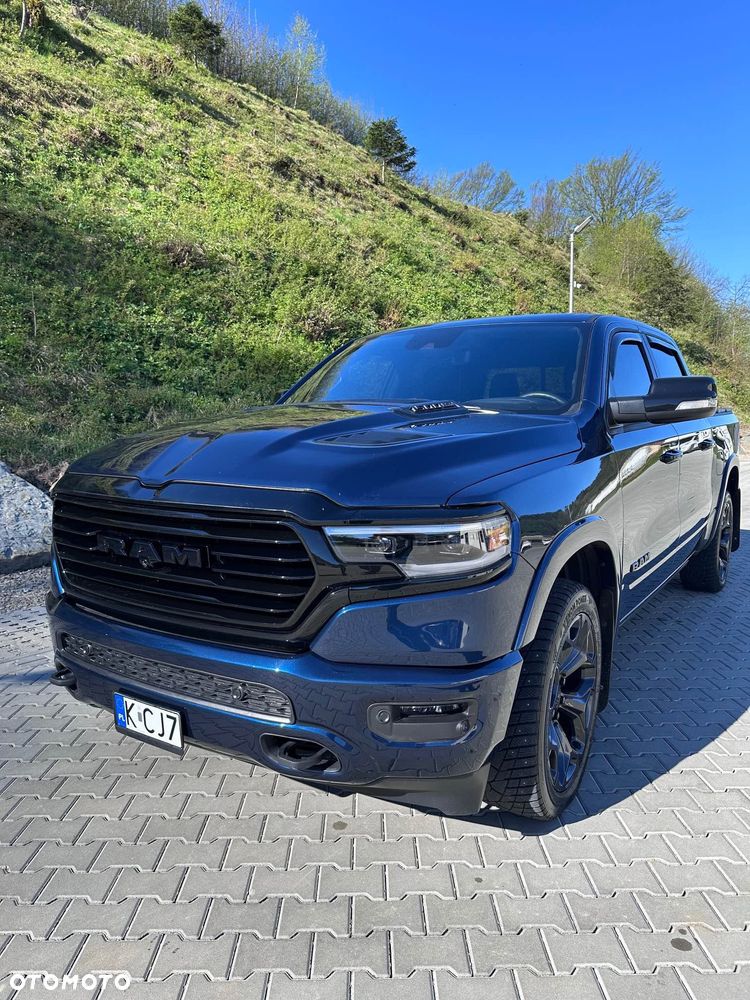 Dodge RAM 5.7 4x4 - 3