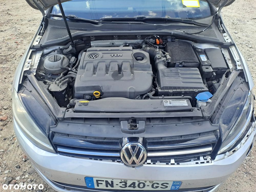 Volkswagen Golf 1.6 TDI Trendline - 22