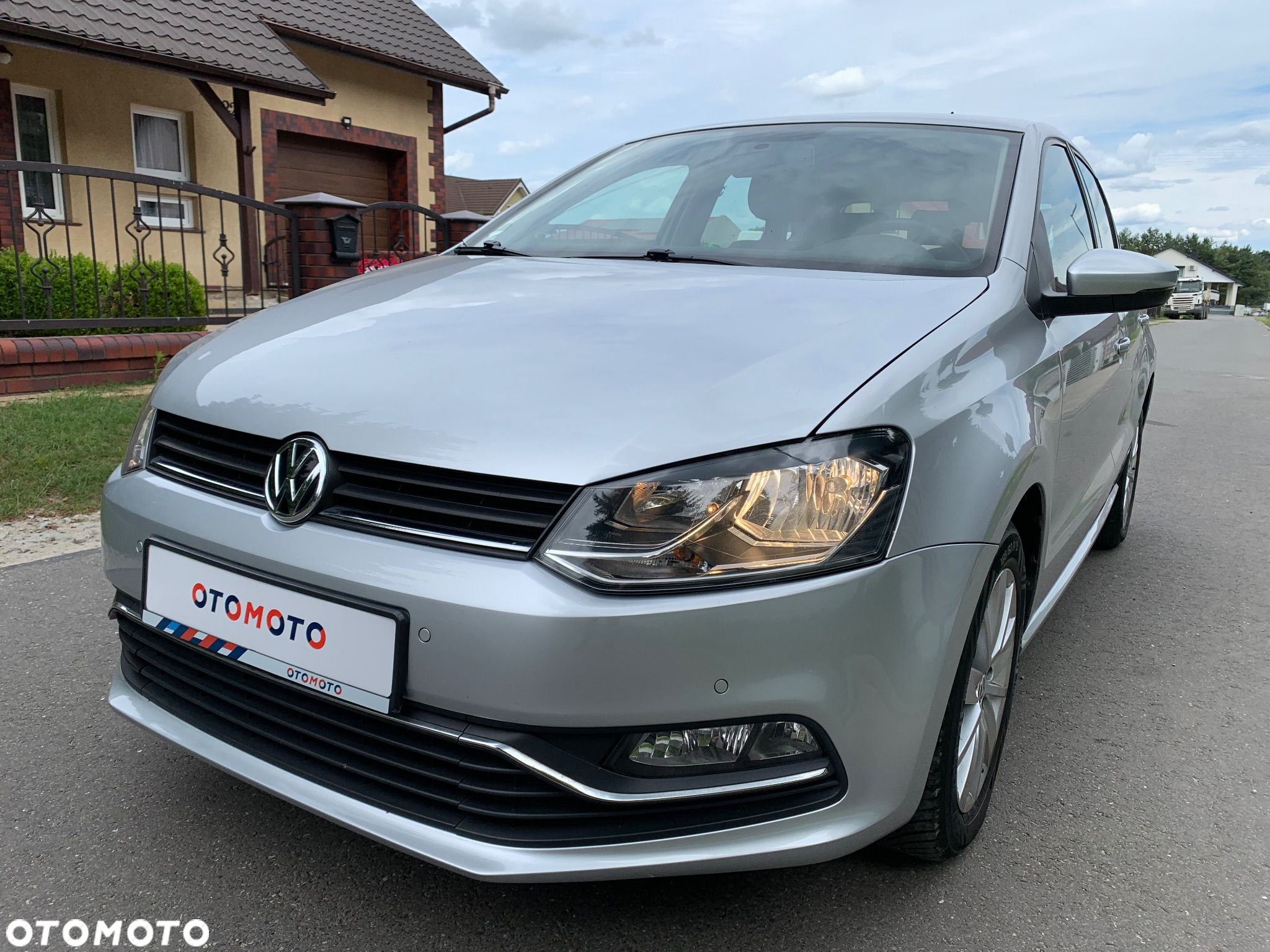 Volkswagen Polo 1.4 TDI (Blue Motion Technology) Comfortline - 1