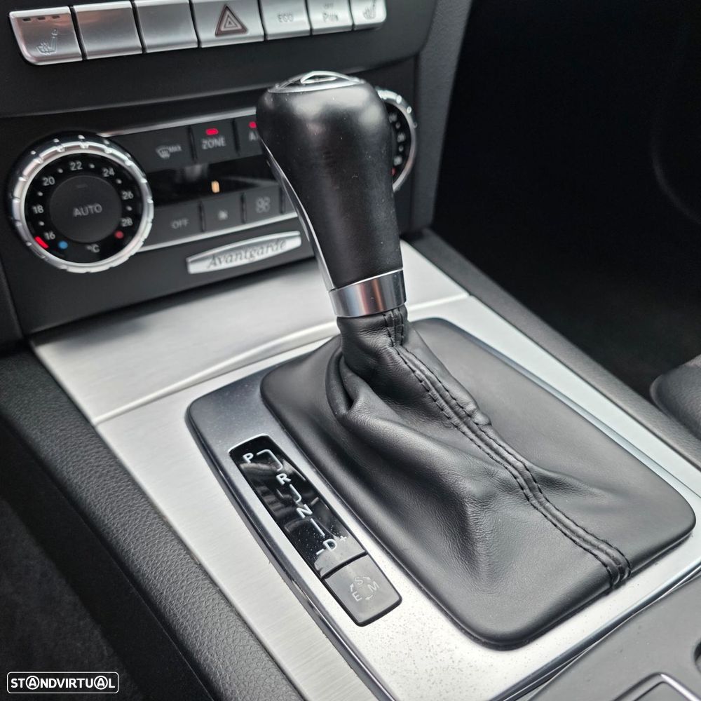 Mercedes-Benz C 200 - 6