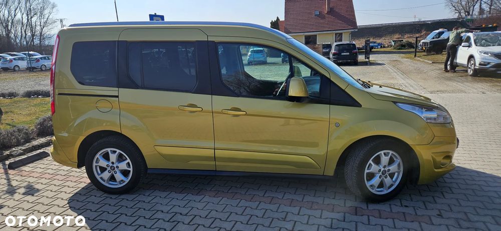 Ford Tourneo Connect Grand - 3