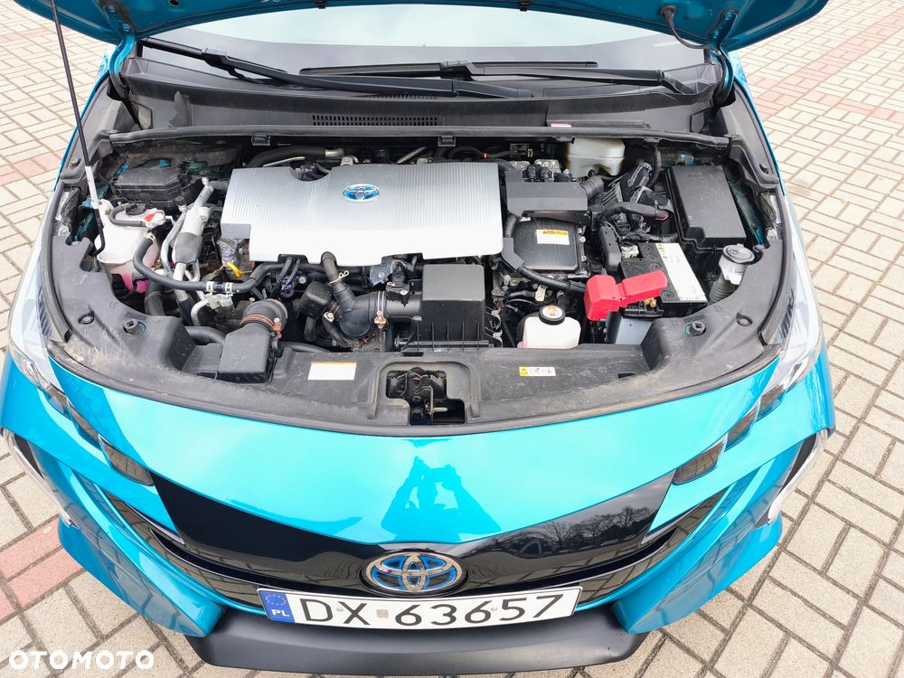 Toyota Prius (Hybrid) Comfort - 24