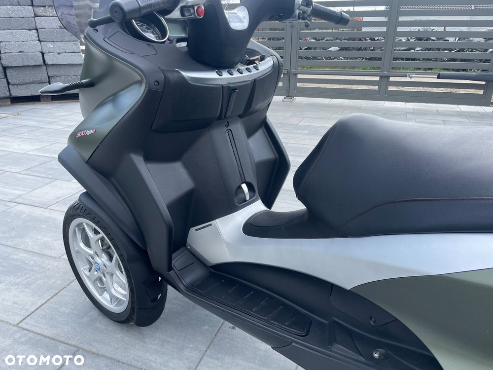 Piaggio MP-3 - 13