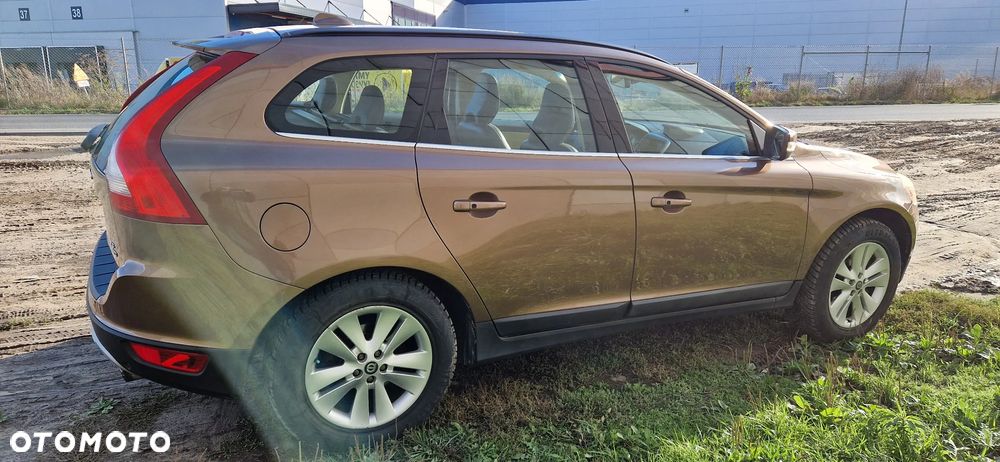 Volvo XC 60 T6 AWD Summum - 19