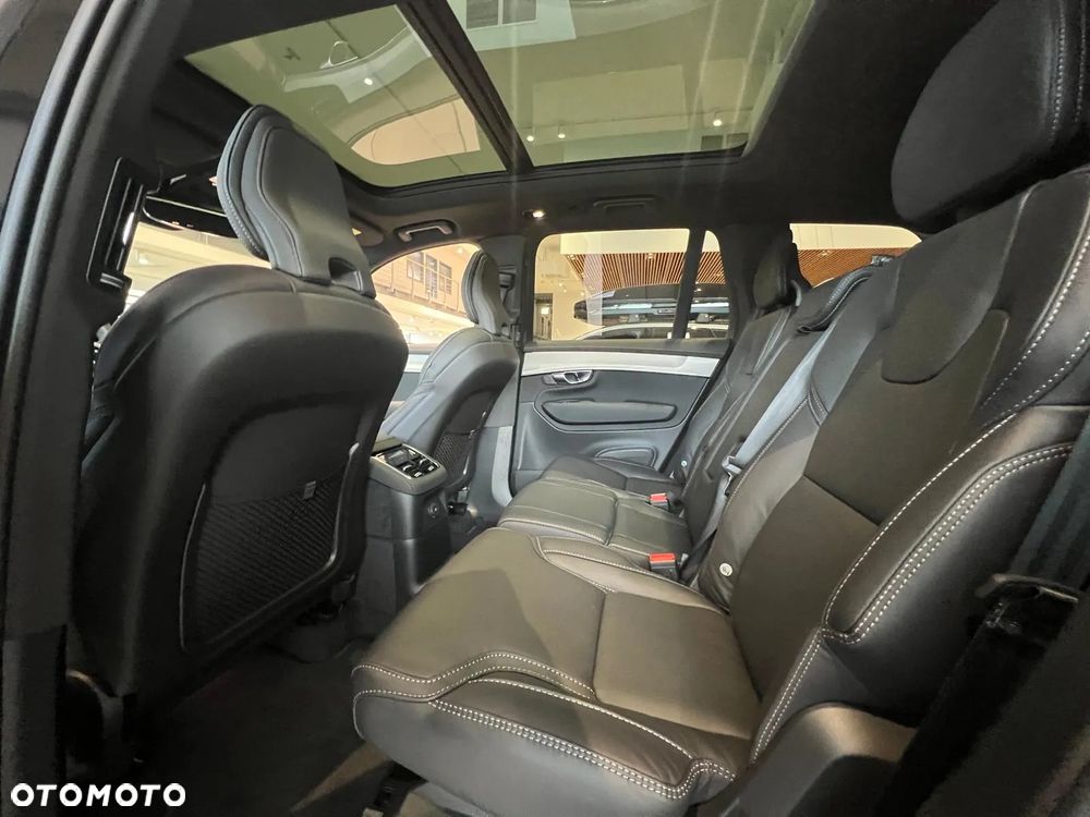 Volvo XC 90 T8 AWD Plug-In Hybrid Ultra Black Edition 7os - 22