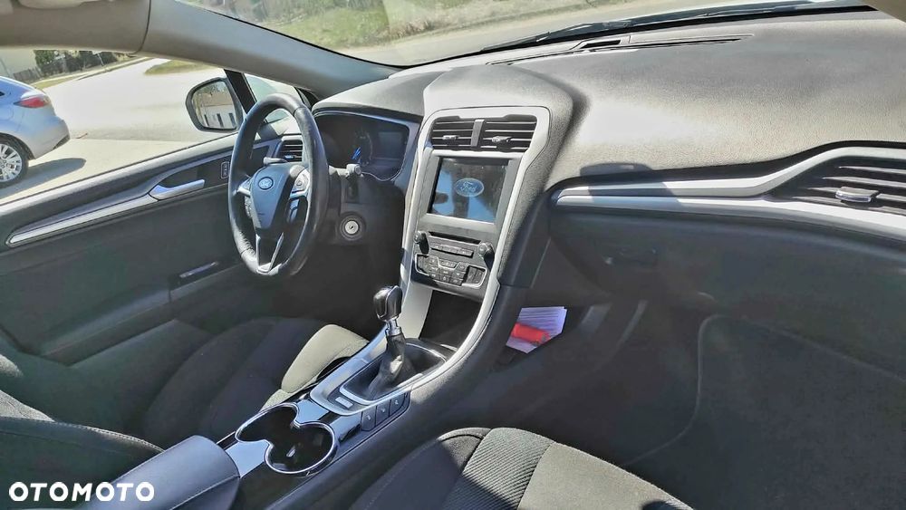 Ford Mondeo 2.0 TDCi ST-Line - 10