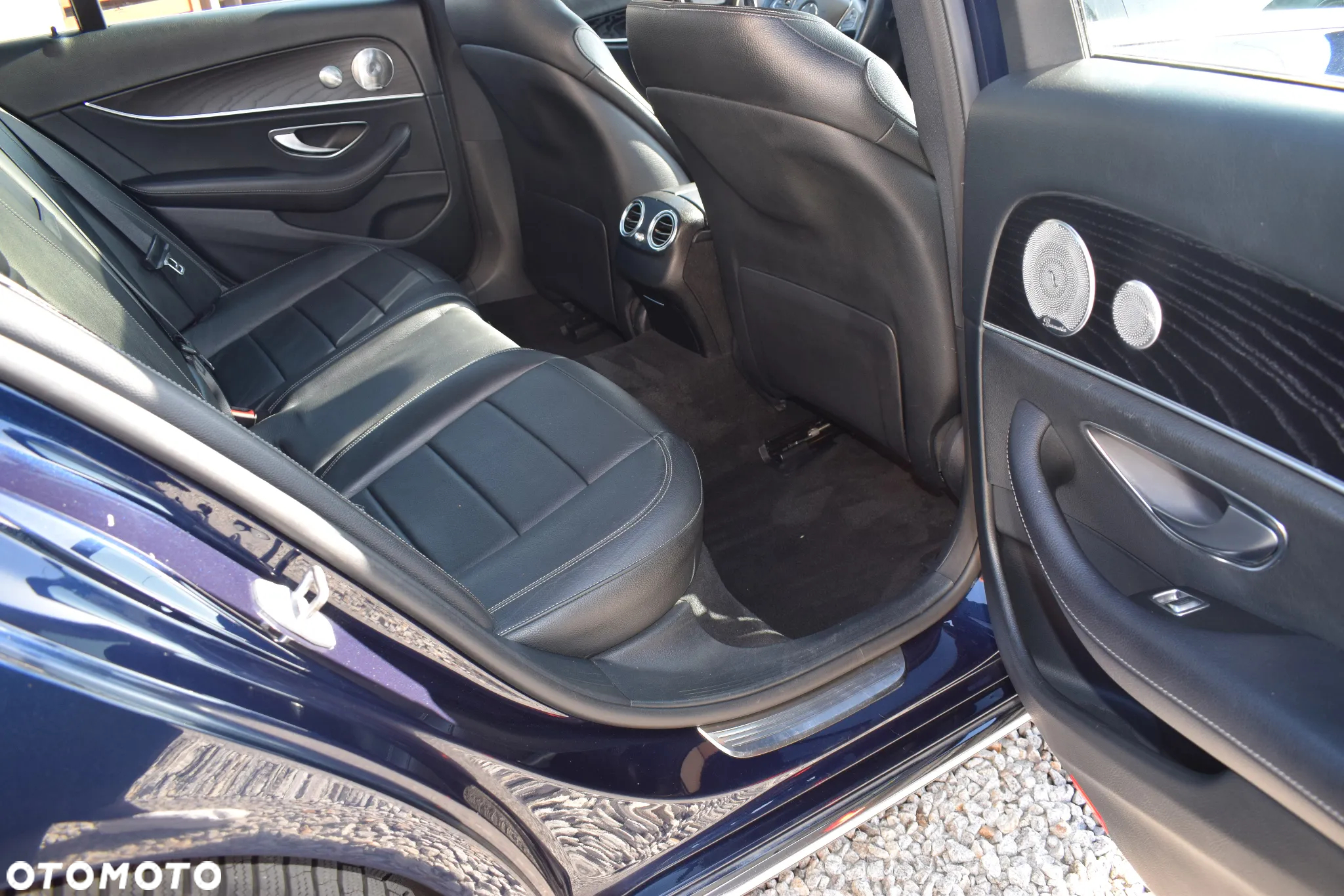 Mercedes-Benz Klasa E ver-350e-9g--tronic-avantgarde - 16