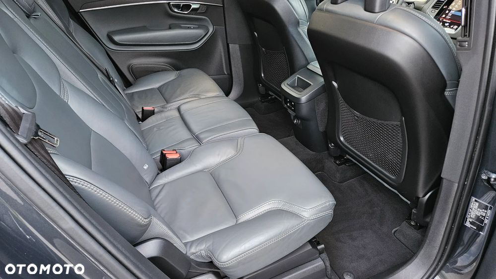 Volvo XC 90 B5 D AWD Momentum Pro 7os - 21