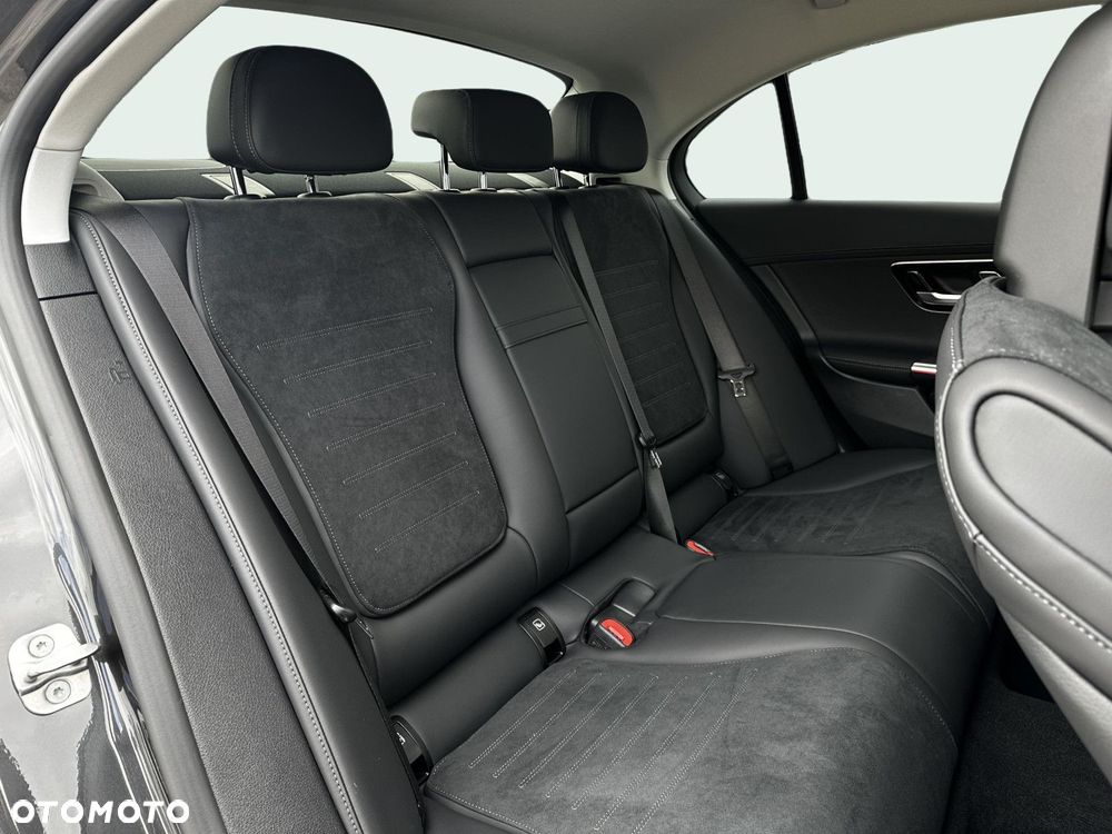 Mercedes-Benz Klasa C - 19