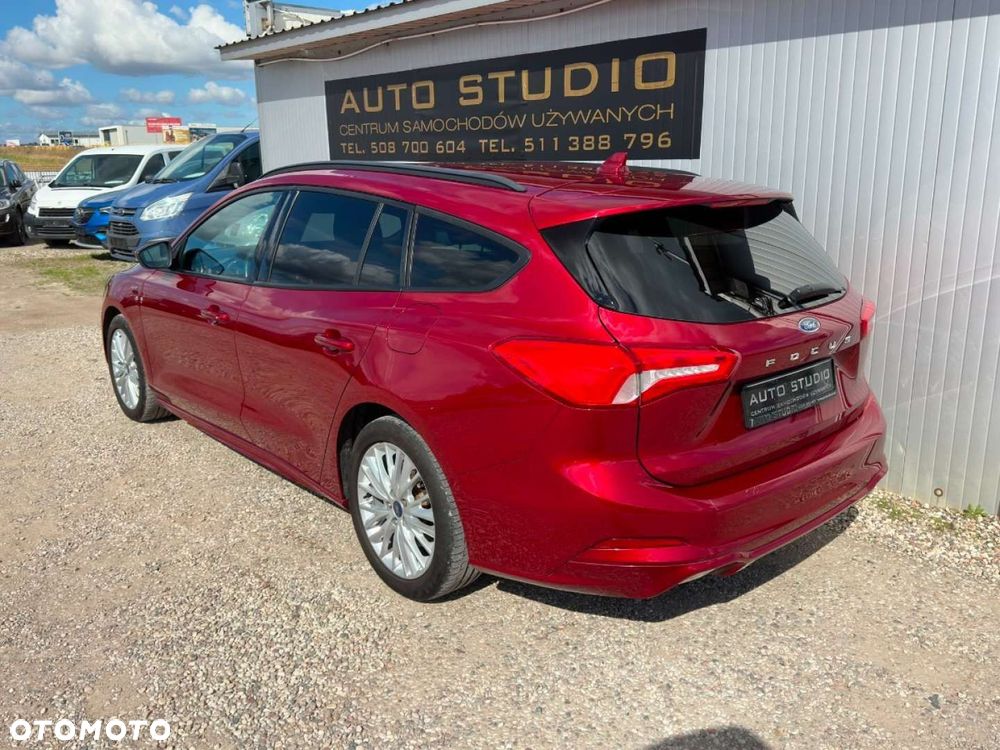 Ford Focus 1.0 EcoBoost Hybrid ST-LINE STYLE - 3