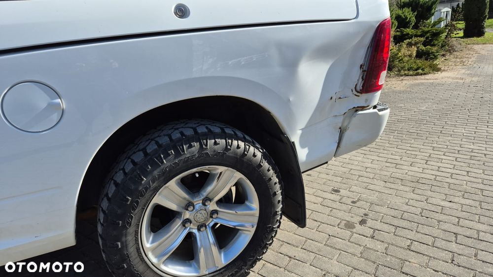 Dodge RAM 5.7 4x4 - 5