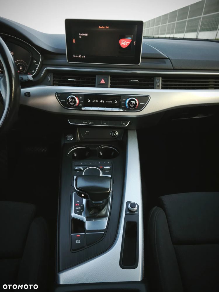 Audi A4 - 24