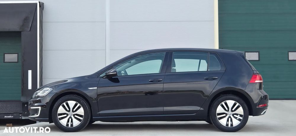 Volkswagen e-Golf - 8