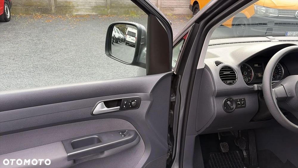 Volkswagen Caddy - 11