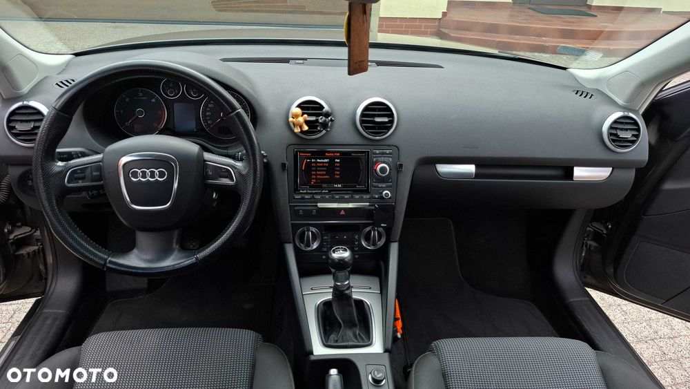 Audi A3 Sportback - 3