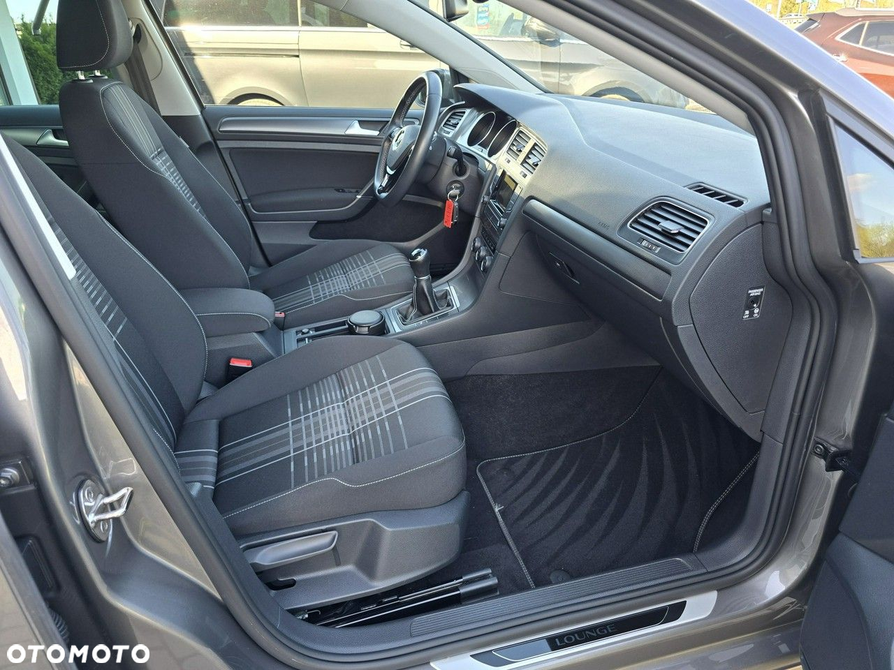 Volkswagen Golf 1.2 TSI BlueMotion Technology Lounge - 12