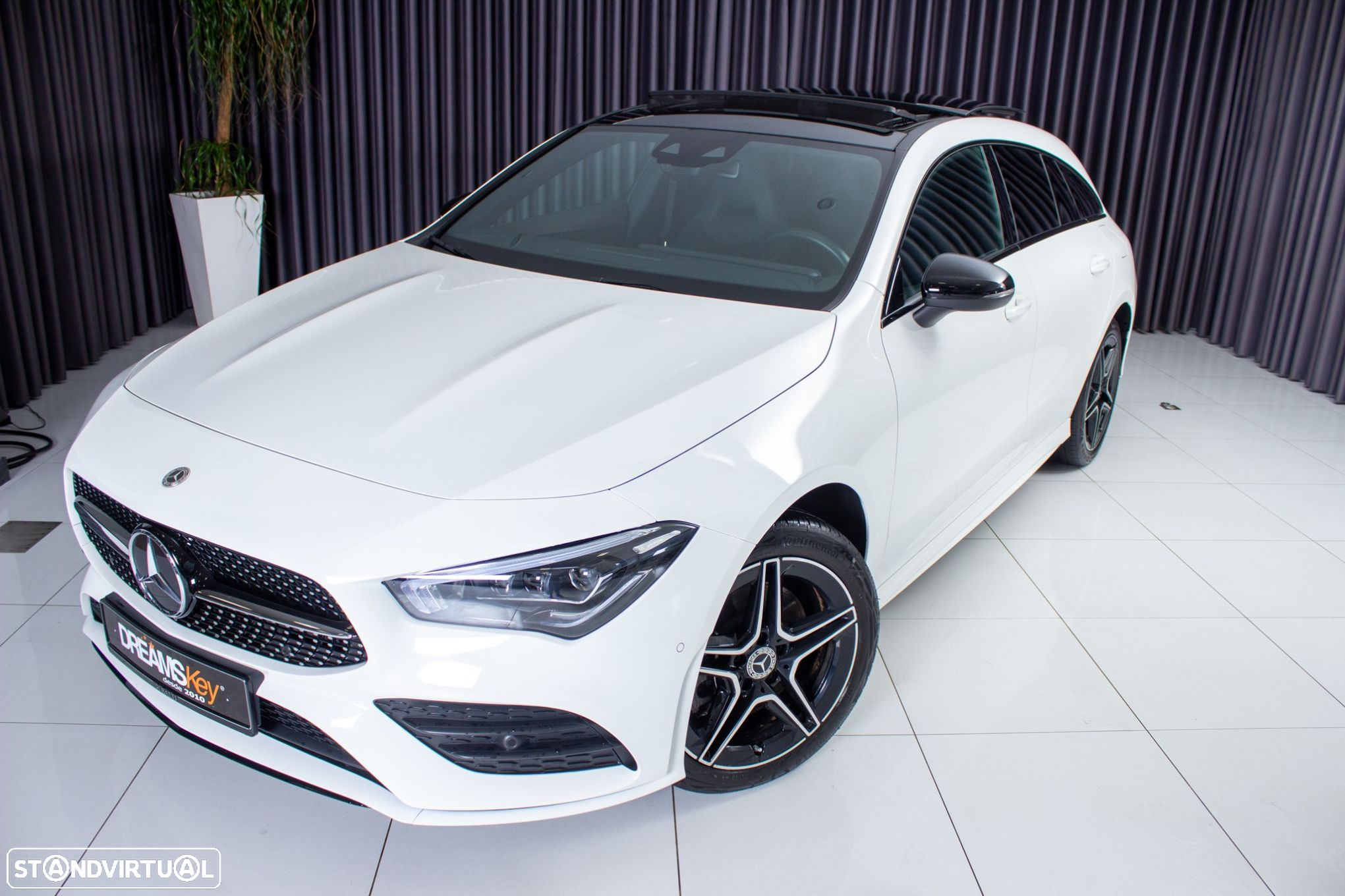 Mercedes-Benz CLA 250 e Shooting Brake AMG Line - 10