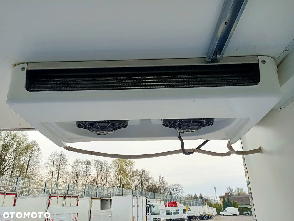 Renault Master Chłodnia Multitemperatura130KM 2 zasilania chłodni - 16