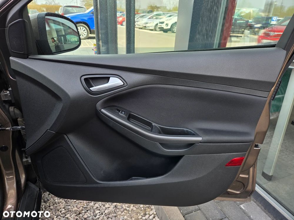 Ford Focus 1.0 EcoBoost Titanium ASS - 17
