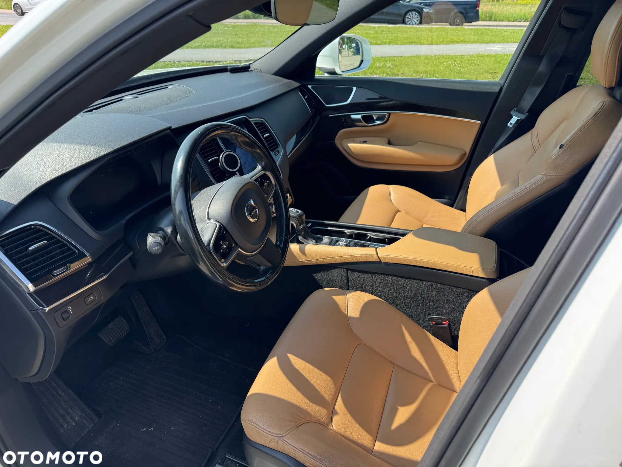 Volvo XC 90 T6 AWD Momentum 7os - 8