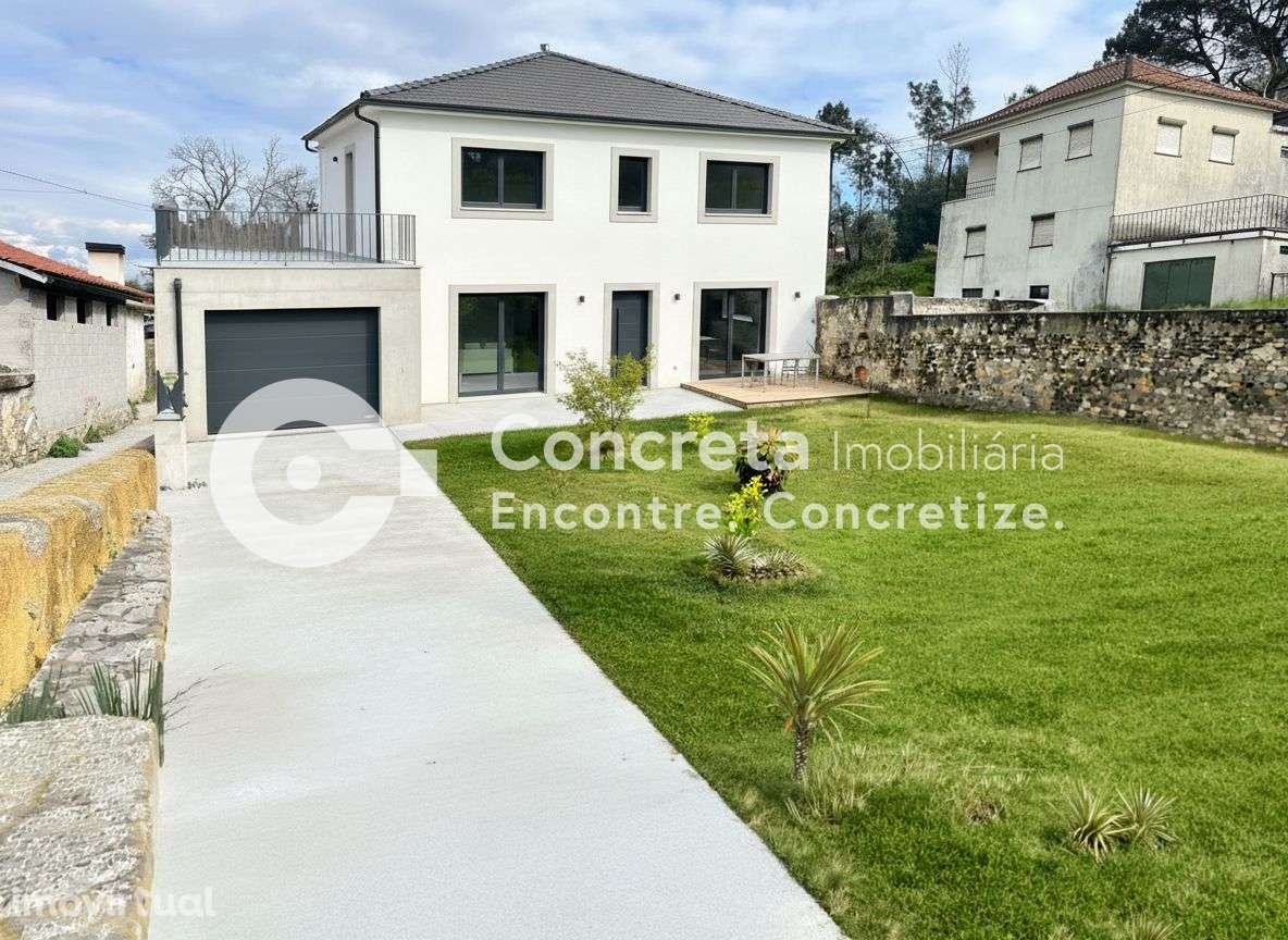 Ruína em pedra com terreno em Cossourado, Barcelos - Grande imagem: 3/23