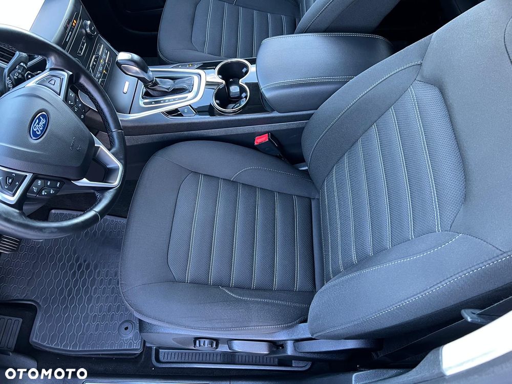Ford Galaxy 2.0 TDCi 4WD Titanium PowerShift - 17