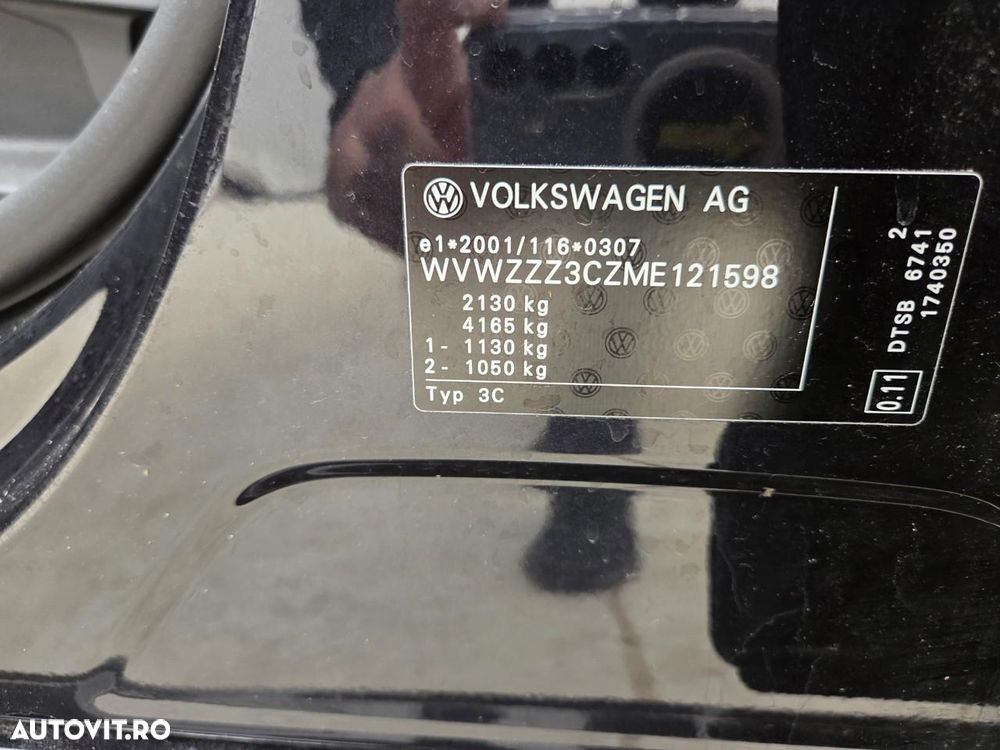 Volkswagen Passat 2.0 TDI DSG Comfortline - 13