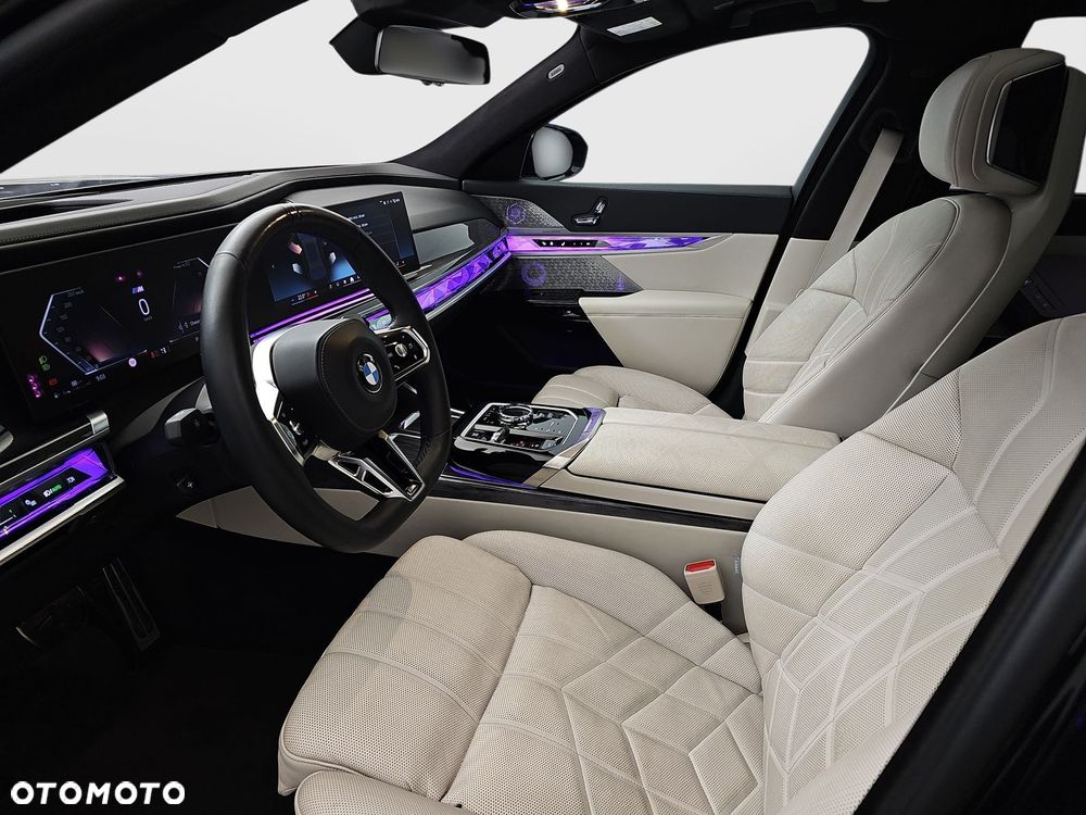 BMW Seria 7 - 24