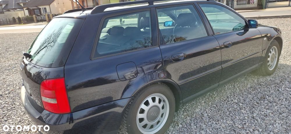 Audi A4 Avant 2.8 Quattro - 14