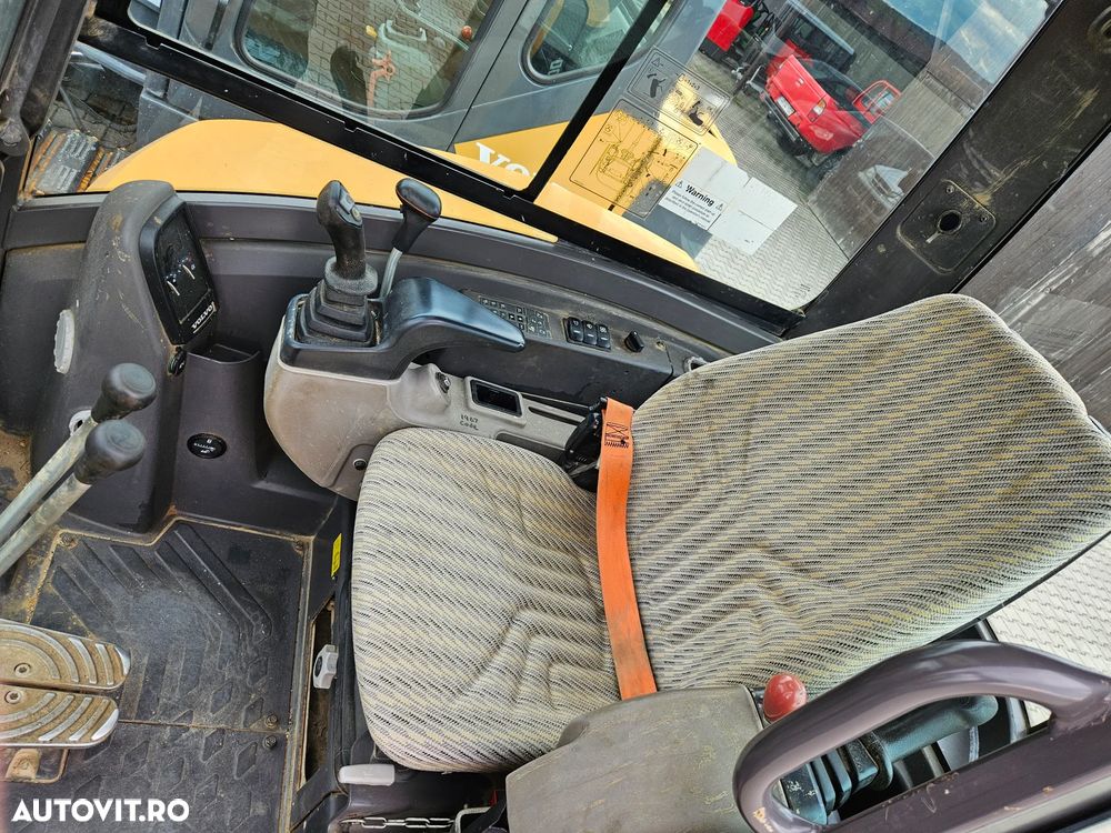 Volvo ECR50D - 7