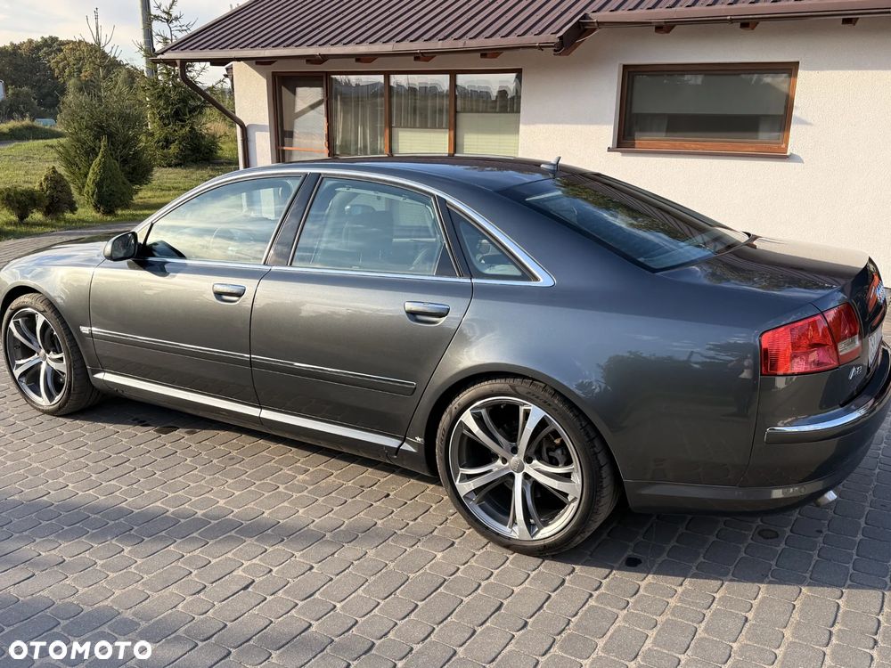Audi A8 4.2 TDI Quattro - 15