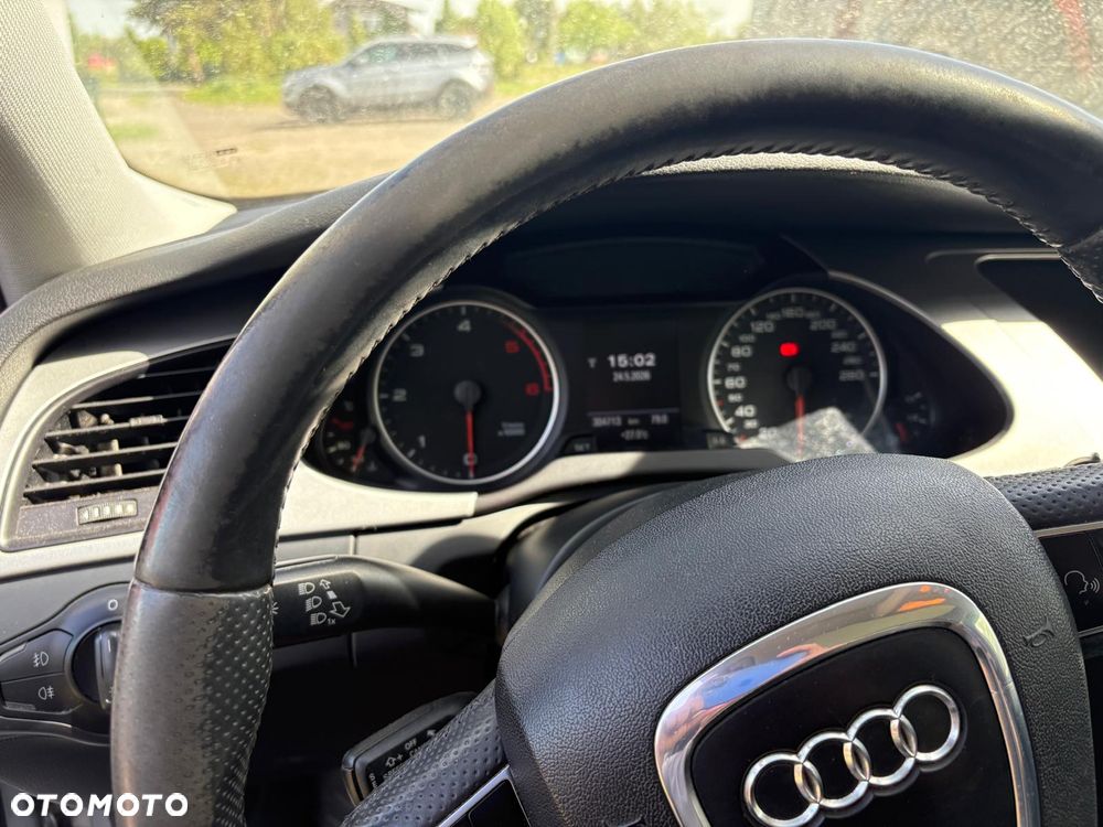 Audi A4 Avant - 8