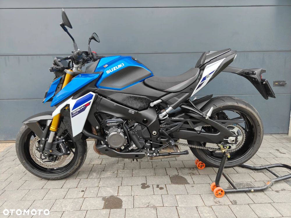 Suzuki GSX 1000 - 2