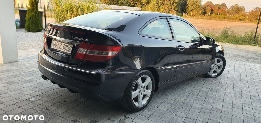 Mercedes-Benz CLC 180 Kompressor - 23